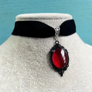 Red on sale jewel choker