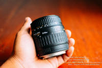 (For Sony DSLR ทุกรุ่น) ขายเลนส์มาโคร มือหมุน งบประหยัด Sigma 28-80mm F3.5-5.6 Macro Serial 3592044