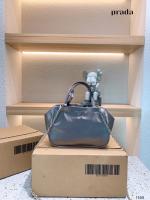 มาใหม่ PD กันน้ำโซ่ C Rossbody กระเป๋า/แขวนกระเป๋า Prada 3สี21x14x8cm