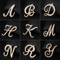 hot【DT】 WEIMANJINGDIAN Brand Simulated Letters Initial Brooch Pins Gold Color Plated Jewelry Gifts for or Mom