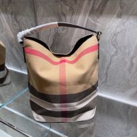 2023 BurberryˉSummer New Fashion Canvas Colored Print Bucket Bag