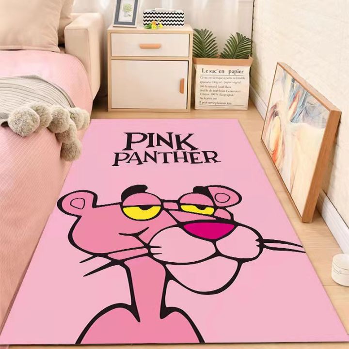 Bạn hãy nhấn vào hình ảnh để khám phá thảm hoạt hình Pink Panther cực kỳ ngộ nghĩnh và dễ thương! Với màu hồng tươi sáng và họa tiết hình chú hươu cao cổ Pink Panther thật đáng yêu, thảm sẽ giúp cho không gian nhà bạn trở nên trẻ trung và tươi mới hơn. Hãy sắm cho mình một chiếc thảm Pink Panther để khiến cho căn phòng của bạn hiện đại và thú vị hơn!