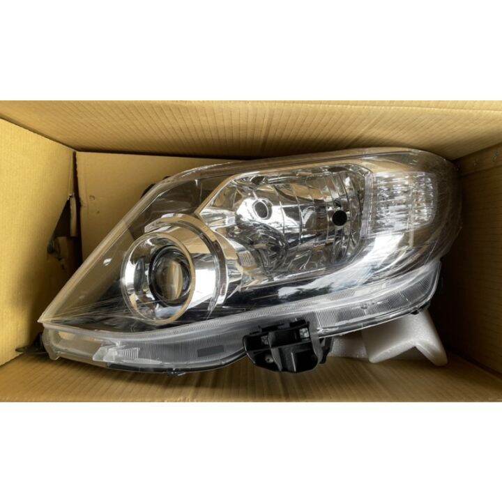 Toyota Fortuner 20122015 Headlights (Bulb Type) Lazada PH