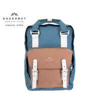 DOUGHNUT BAG : MACAROON MONET SERIES CLASSIC : DUSTY BLUE X MUSHROOM ดีไซเนอร์รุ่นใหม่ของเรา มีเป้าหมายที่จะออกแบบกระเป๋าคุณภาพสูงและใช้งานได้จริง ให้กับลูกค้า สีสันสดใส ทันสมัย กระเป๋าโดนัทเป้สะพายหลัง น้ำหนักเบา หนังแท้ กันน้ำ (รหัสสินค้า 09446)