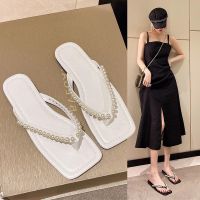 COD DSGRTYRTUTYIY Xiaoxiang Style Slippers Women 2022 Summer New All-Match Influencer Pearl Comfortable Beach Shoes Flat Sole Student Flip Flops