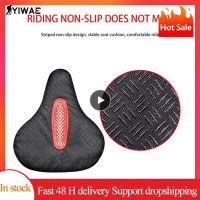 【LZ】✿  Anti-Slip Stripes Bicicleta Seat Cover Almofada de sela confortável Design de cauda respirável Tampa macia dupla