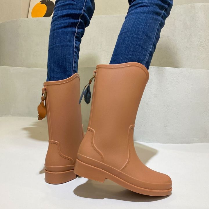 ☢ Yu paragraphs female fashion outside cylinder in the wellies on washing  shoes kitchen non-slip water high Japanese wear-resisting rubber shoes |  