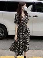 【Ready】? French Gentle Black Floral Dress Women 2023 Summer New Tea Break Vintage Waist V-neck Temperament Long Dress