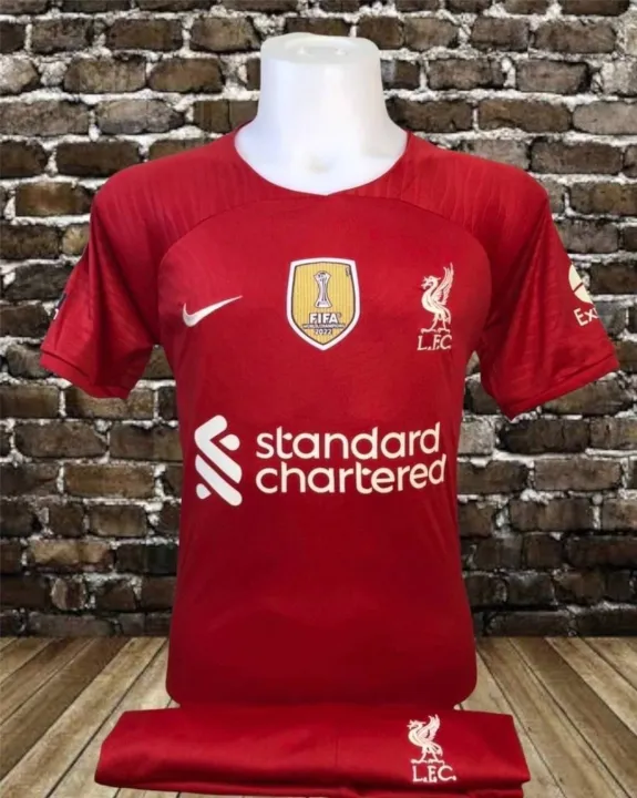 เสี้อกีฬาฟุตบอลทีมลิเวอร์พูลผู้ชาย 2022 2023 ได้เสื้อกางเกง Th 7623