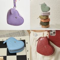 (ใส่โค้ด MUSEDC65 ลดเพิ่ม 65.-) MUSE Heart Coin Pouch กระเป๋าใส่เหรียญทรงหัวใจ