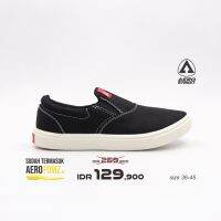 [นําเข้า] 36-45 Comfy Black - Slip On Slop รองเท้าผ้าใบลําลอง สําหรับผู้ชาย ผู้หญิง เหมาะกับการเรียน 21GG24