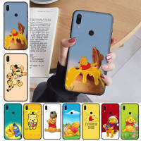 B-147 Pooh Bear อ่อนนุ่ม ซิลิโคน เคสโทรศัพท์ หรับ iPhone XR 7 6s 6 11 5s XS 5 8 SE Max Plus X Pro