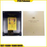 【LZ】☄☒  Cartões da coleção Pikachu Pokémon PTCG cartão de metal puro Pikachu estande de exibição para menino e menina bricolage edição do 20 ° aniversário