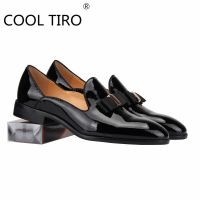 Cool Tiro Fashion Mens Loafers shoes bow tie Black Patent leather Slip On Moccasins Luxury smoking Flats men Wedding dress Shoes