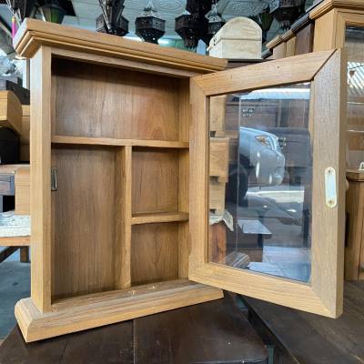 (งานคุณภาพ) ตู้ยา ตู้ไม้สัก 35x28x9 cm. ตู้ไม้ติดผนัง ตู้ไม้สักขนาดเล็ก ตู้ไม้วินเทจ ทำจากไม้สักแท้ สินค้าชุมชน Mini Wooden Cabinet Teak Wall Mounted