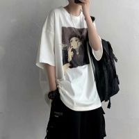 Mens Korean mens and womens shirts Menswear oversized short-sleeved t-shirt fashion anime printing T-shirt couple tops