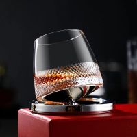 ต้นฉบับ New whisky shake glass cognac glass rotary cup titanium magnetic suction brandy glass fission