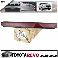 * ของแท้ * ไฟเบรคกระบะท้าย ไฟเบรคดวงไฟ 3 รุ่น โตโยต้า ไฮลักซ์ รีโว่ TOYOTA HILUX REVO ปี 2015 - 2019 สีแดง ขอบดำ 1 ดวง พร้อมสายไฟ