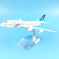 AIR NEW ZEALAND Airlines 747เครื่องบินหุ่นอัลลอยโลหะ16ซม. พร้อมโมเดลเครื่องบิน Kids Toys ของขวัญปีใหม่/วันเกิด/ของสะสม