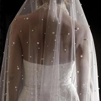 Velos De Noiva ผ้าคลุมหน้าเจ้าสาวแบบยาวไข่มุกสีขาวงาช้างมีหวียาว1.5เมตรกว้างหนึ่งชั้นผ้าคลุมหน้างานแต่งงานของโบสถ์ลูกปัดคริสตัล