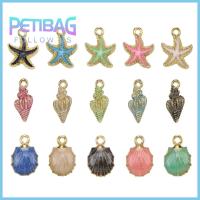 PETIBAG 30pcs โลหะผสมอัลลอยด์ จี้รูปปลาดาวมหาสมุทรเคลือบ ชุบทองอย่างหลากหลาย ทำเครื่องประดับ DIY ต่างหูรูปดอกไม้ จี้เปลือกหอยสังข์ สำหรับผู้หญิง