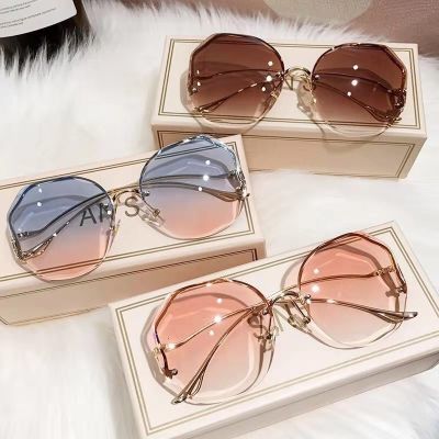 【YF】∏▥✸  2023 Luxury Round Gradient Sunglasses Metal Curved Temples Eyewear Rimless Fashion Glasses Ladies UV400
