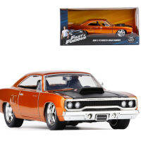 1:24 Scale โลหะคลาสสิกรถ Diecast รุ่น1970 Fast F8 Plymouth Road Runner ของเล่นคอลเลกชัน Furious7 Collection