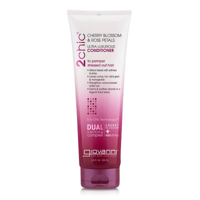 Giovanni ครีมนวดออร์แกนิค ผมนุ่ม 2Chic®Cherry Blossom &amp; Rose Petals Ultra-Luxurious Conditioner (250 ml)