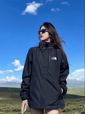 THE NORTH FACE DYNAMIC NORTH FACE Womens Outdoor Sports Mountaineering Jacket Three-in-one Detachable Waterproof and Windproof Couple Jacket Men