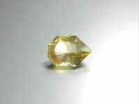 เลมอนควอตซ์ (Lemon Quartz) "อัญมณีแห่งโชค" รูปทรงหยดน้ำ น้ำหนัก 3.47 ct ขนาด 8.8x5.9x12.6 mm พลอยแท้ 100% ราคาดี