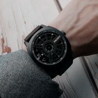 UTHAI CE93 Punk style European and American turntable boys new concept watch waterproof fashion big dial belt quartz watch