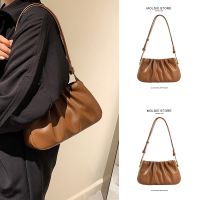 High-end niche unique design exquisite underarm bag ladies 2023 new Messenger retro fold cloud bag 【QYUE】