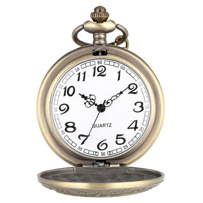 นาฬิกาพกควอตซ์สำหรับผู้ชายย้อนยุคบรอนซ์วินเทจสร้อยนาฬิกาจี้สร้อยคอพร้อมอุปกรณ์เสริมสามเหลี่ยมกลวง