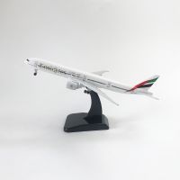 [20CM] โมเดลเครื่องบิน Emirates Airline 777 มีล้อ และขาตั้งโชว์ สวย ลำใหญ่ - ของขวัญ ของสะสม ของตั้งโชว์ เสริมฮวงจุ้ย