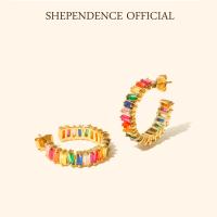 Shependence ต่างหูห่วงก้านคริสตัลบาเก็ตรุ้ง 20 มม (Rainbow 20mm Crystal Baguette Hoop Earrings)