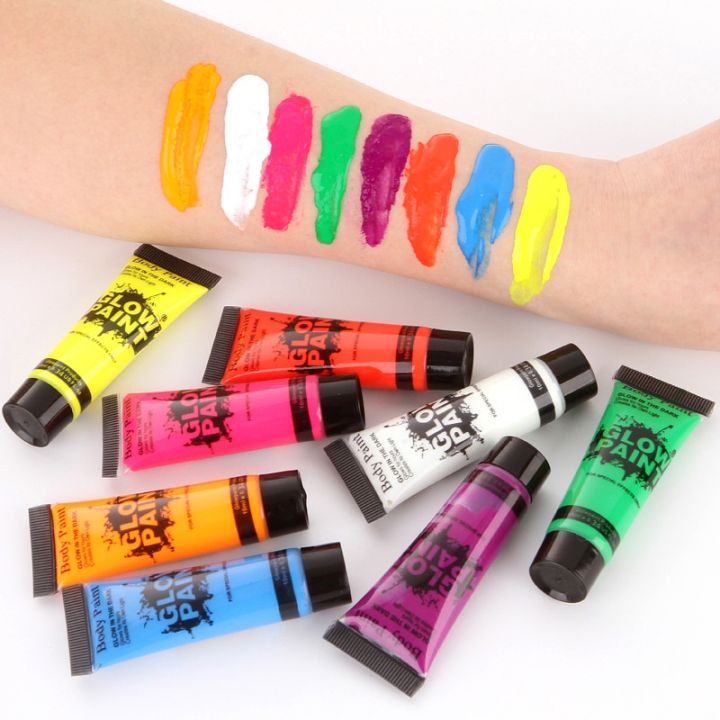 smilewil-body-paint-สีทาตัวเรืองแสง-สีสะท้อนแสง-บอดี้เพ้นท์-เรืองแสงในไฟแบล็คไลท์-มีหลายสีให้เลือก