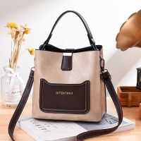 Bucket bag female 2021 new tide han edition ins oblique satchel into color fashion single shoulder bag