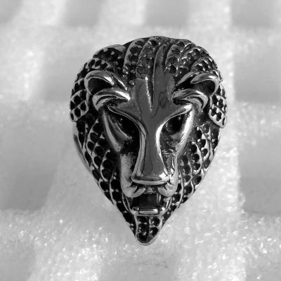 แหวนสัตว์ที่สร้างสรรค์ แหวนไทเทเนียมสตีลสำหรับผู้ชาย แหวนหัวสิงโตที่ก้าวร้าว MAH8