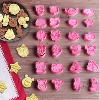 【Ready Stock】 ✽ C14 [Ready Stock]DIY Baking Biscuit Cute Cake Mould 3D Cartoon Baking Tools Plunger Mould Fondant Cake Mold Candy Craft Cookie Cutter