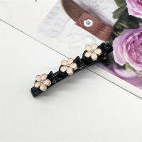 Tooth-shaped Fixed Shape Pearl Braided Hair Girls Duckbill Side Ladies Hairpin