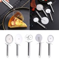 Pizza Knife Stainless Steel Cutter Pastry Pasta Dough Crimper Round Double Roller Hob Lace Wheel Knife Kitchen Accessories