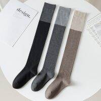 【Sock shop】ของแข็งผู้หญิงถุงเท้าเย็บปะติดปะต่อกันสำหรับผู้หญิงถุงเท้าหลอดสูงเข่าสูง Sox ผ้าฝ้ายเกาหลีนุ่มร้านขายชุดชั้นฤดูหนาวลำลองสุภาพสตรีถุงน่อง