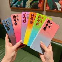 เคสซิลิโคนสองสีสุดหรูสำหรับ Samsung Galaxy S23 S22โทรศัพท์อัลตร้าพลัสชาร์จไร้สายพร้อม Tutup Lensa Kamera