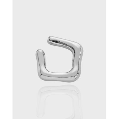 [COD] 472 version of ins niche design geometric square irregular surface texture silver no ear hole clip female