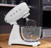 (Smeg) เครื่องผสมอาหาร (Stand Mixer) Smeg รุ่น SMF13WHEU 50’Retro Style Aesthetic (SMF13WHEU)