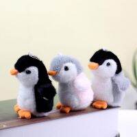 【LZ】❈☒  Pinguim bonito Plush Keychain pingente macio fácil pendurado mini olhos 3D bichos de pelúcia acessórios para sacos presente 11cm