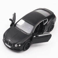 A136 DieCast รุ่นสำหรับ Bent Navigator รถ5นิ้ว2เปิดประตูไม่มี Electronics ไม่มีไฟไม่มีเสียง Collective ModelM