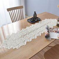 1pc-Europe-style ผ้าปูโต๊ะลูกไม้กลวงตารางธง Placemats (Notdiaoqiu)