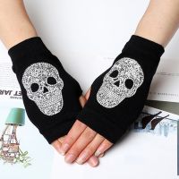 Women 39;s Winter Warm Touch Screen Mitts Black Knit Half Finger Driving Gloves Punk Skull Rhinestone Short Hip-hop Gloves H82