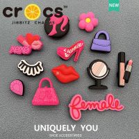 barbie jibbitz cross แท้ จี้หัวเข็มขัด รูปตุ๊กตาบาร์บี้น่ารัก สีชมพู สําหรับตกแต่ง DIY